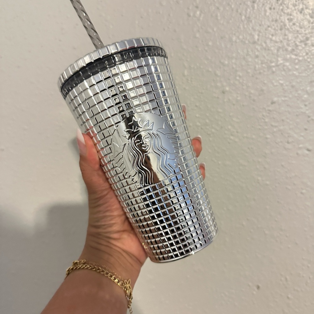 LIMITED STARBUCKS SILVER TUMBLER
